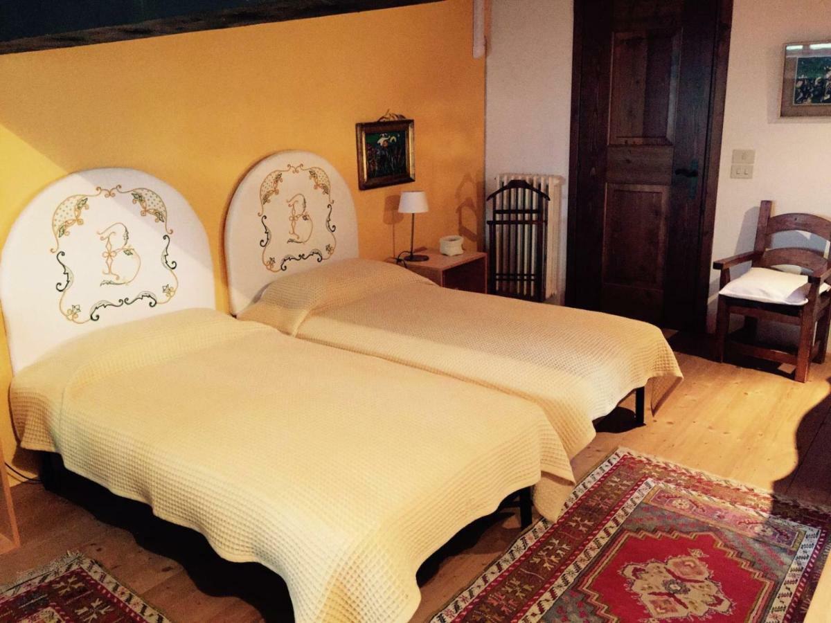 Le Querce Bed and Breakfast Tricesimo Exteriör bild